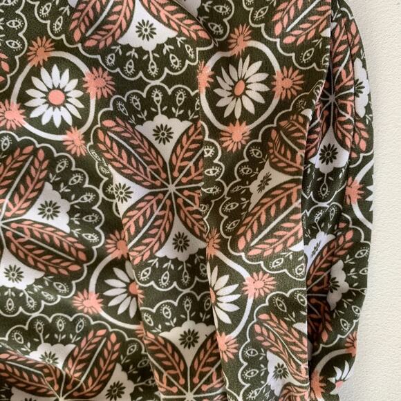 Du Jour Romper Off The Shoulder Bell Sleeves Print Romper Size Medium - Picture 14 of 15